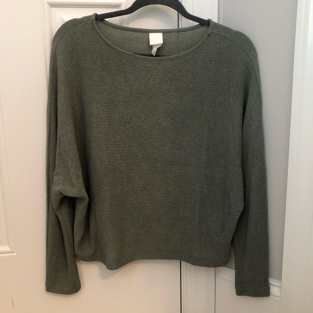 NWOT H&M Lightweight Sweater